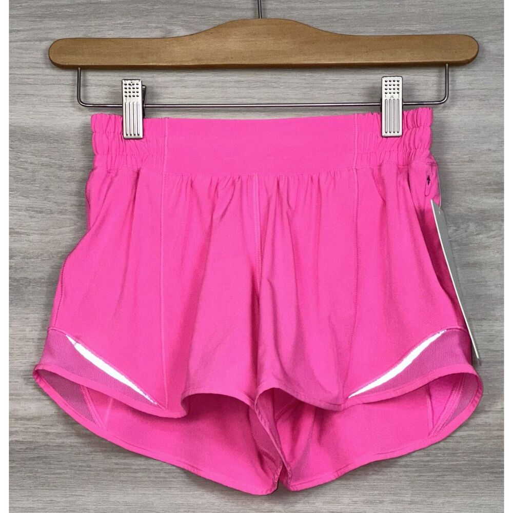 NWOT Lululemon Hotty Hot Low-Rise Lined Short 4" Ripened Raspberry - Picture 7 of 13